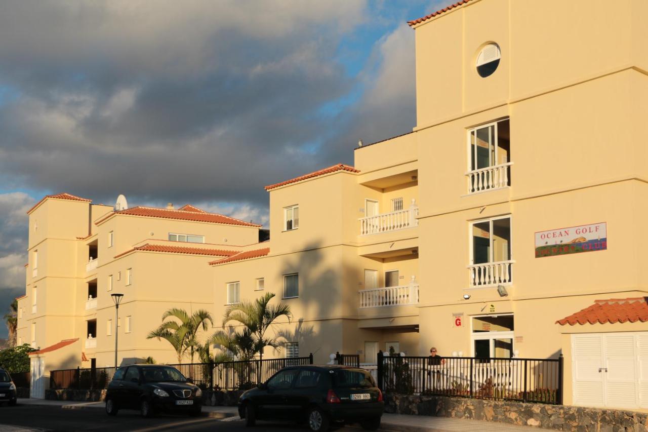 Golf View Apartment - Stunning Ocean View Golf Del Sur San Miguel de Abona Bagian luar foto